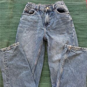 Zara Men's Relaxed Fit Blue Jeans